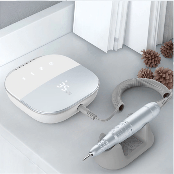 Elektrisk nagelfil Pro 35000 rpm med 4 bits