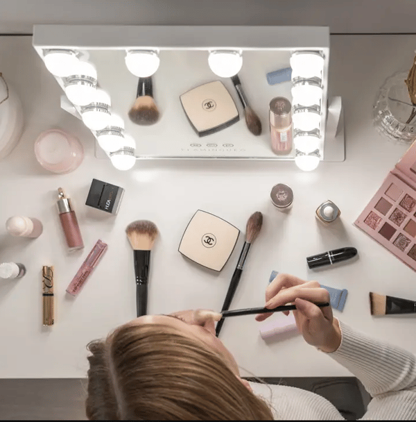 Makeup Hollywood spejle med 12 pærer