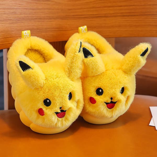 Pikachu Fleeceforede Termiske Hjemmesko til Børn, Skridsikre til Hjemmebrug, Perfekte til Efterår og Vinter - Størrelse