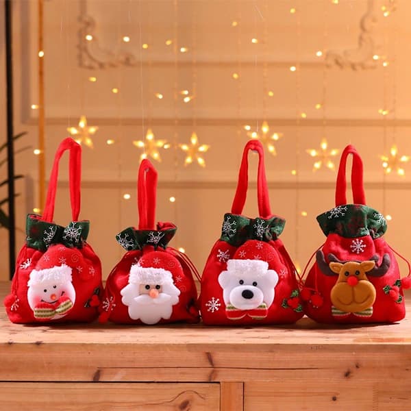 Julklappspåsar - Set om 4 - Sammetmaterial - Godispåsar för barn - Juläppelpåsar - Återanvändbara julklappspåsar - Festpåsar - 20*20