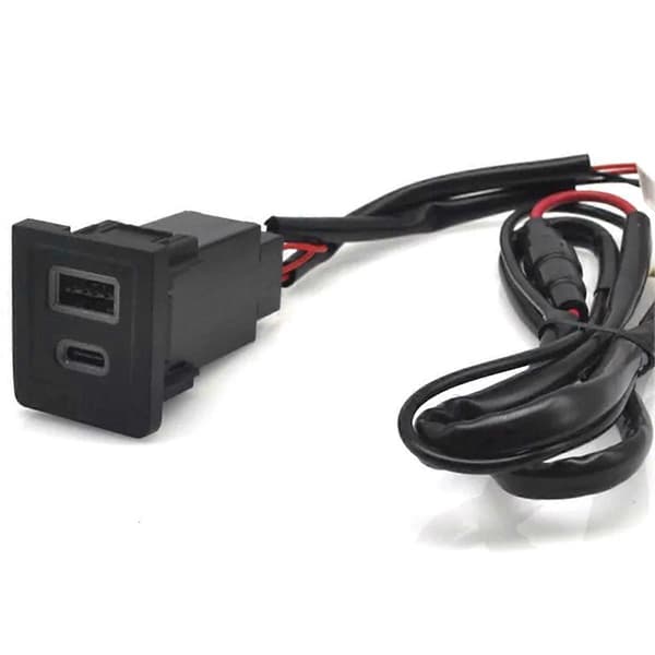 Bil USB-lader PD Hurtiglading QC3.0 Telefonladeadapter Uttak for T5 2003-2015
