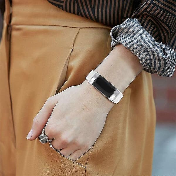 Ægte læder justerbart armbånd til Fitbit Charge 6/5 - Premium erstatningsrem