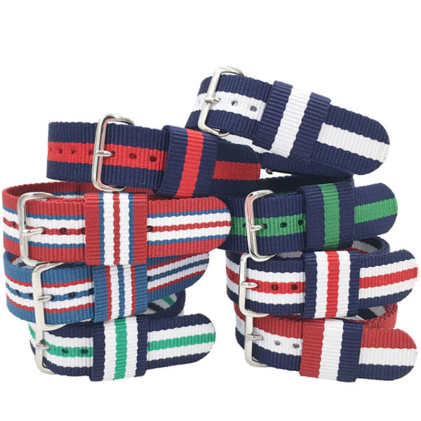 Natoband herr klocka 20 mm silver spänne blå/vit/röd blå M