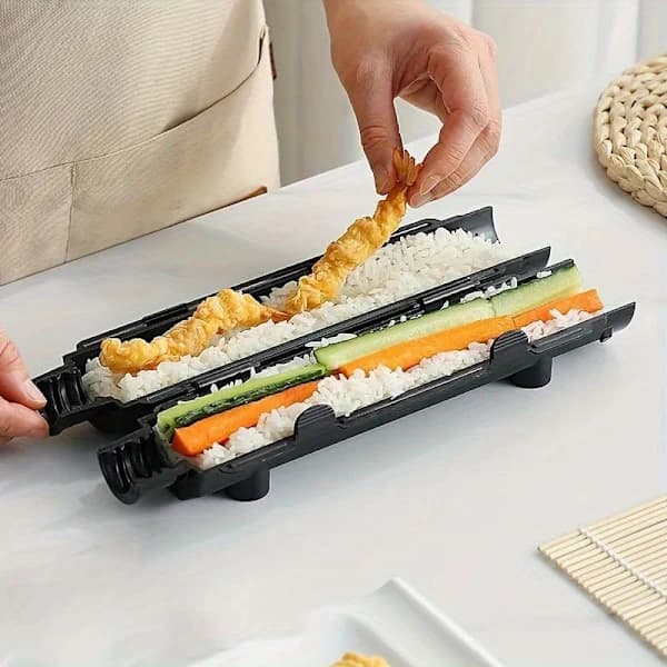 Snabb Sushi Bazooka Japansk Rullad Risform, PP Material Tvättbar för Grönsaker Kött Vit