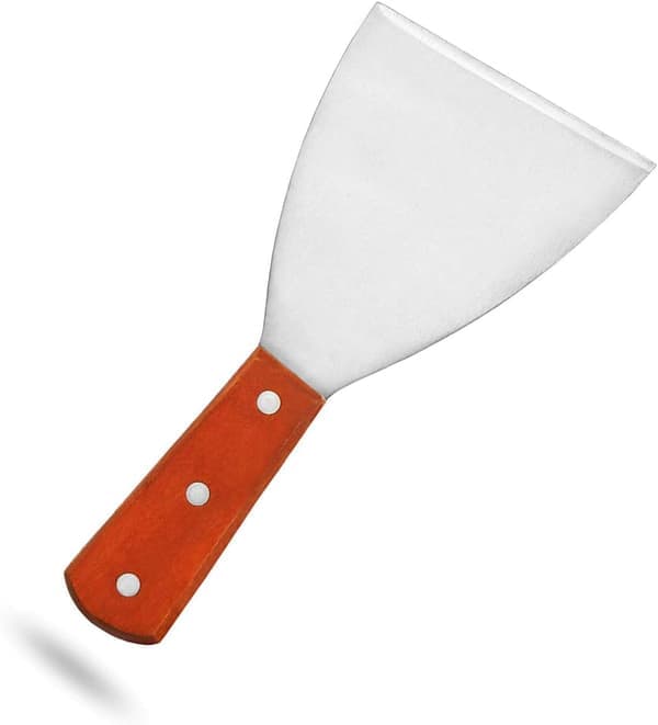 Fasettslipt grillskrape med trehåndtak, 10 cm x 22 cm