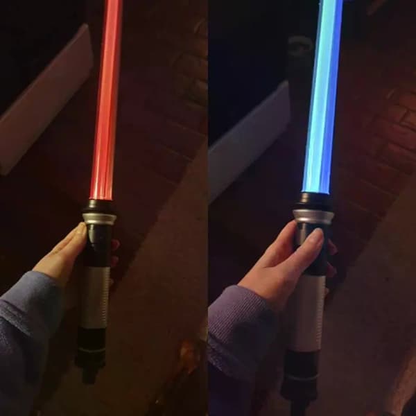 Lysande svärd 2-pack infällbart hopfällbart lasersvärd 2-i-1 LED + ljudeffekt (rörelsesensor) dubbelsidigt lysande svärd