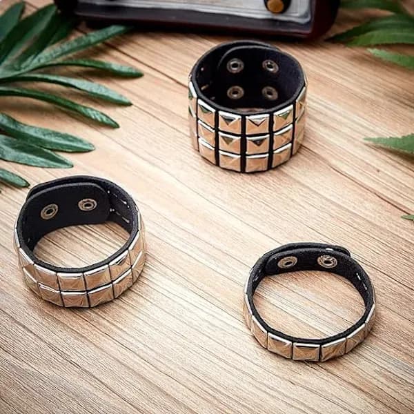 3 st 80-tals läder nitade punkarmband nitarmband för mig, A