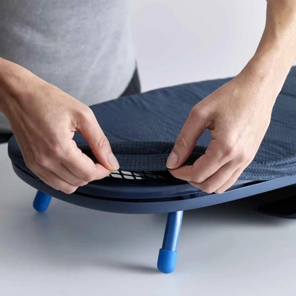 Joseph Joseph - Pocket Plus Fällbar strykbräda med överdrag, blå (50010)