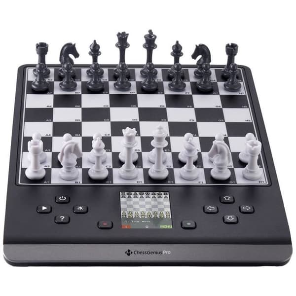 Elektroniskt schackspel - MILLENNIUM - Chess Genius Pro M815 - AI - Magnetiska bönder - Trycksensor