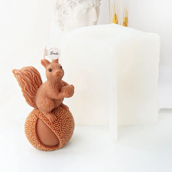 Suloinen orava mänty kynttilä muotti leikki orava patsas käsityö kipsi kynttilän valmistus hartsi muotti