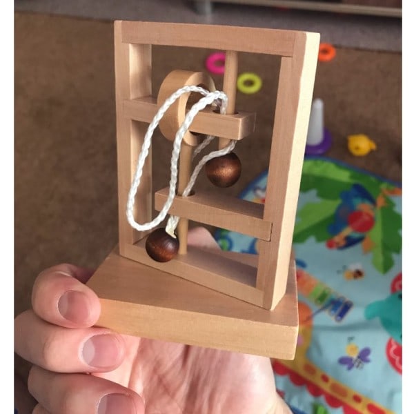 Skrivebord Novelty 3D Træ Reb Loop Puslespil IQ Mind String Brain teaser Spil for Voksne Børn