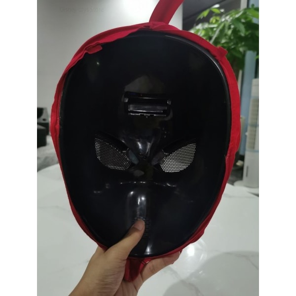 Spiderman Hovedbeklædning Cosplay Moving Eyes Elektronisk Maske Spider Man Fjernbetjening Kontrol Elastik Legetøj