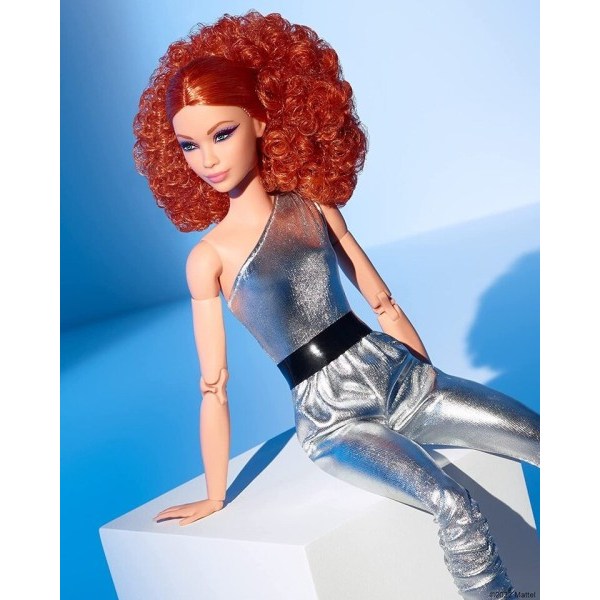 Barbie Signatur Udseende Dukke Rød Krøllet Hår Original Krop Type Fuldstændig Reserbar Mode Dukke