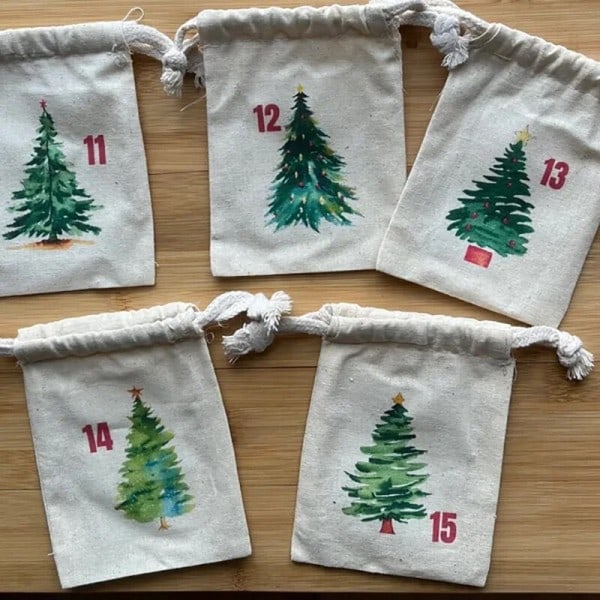 Stoff jul advent kalender snøre poser gjenbrukbare akvarell juletrær