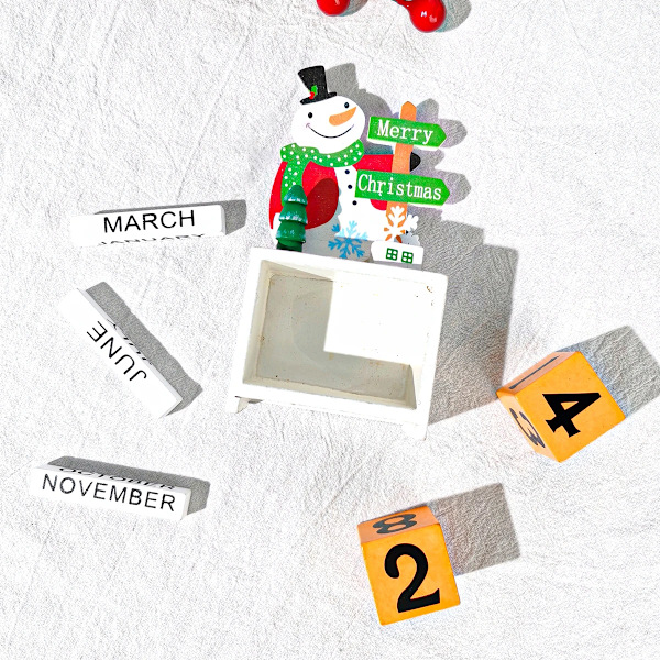 Jul tre kalender pynt nedtelling nisse nissen snømann diy for bordplater pynt