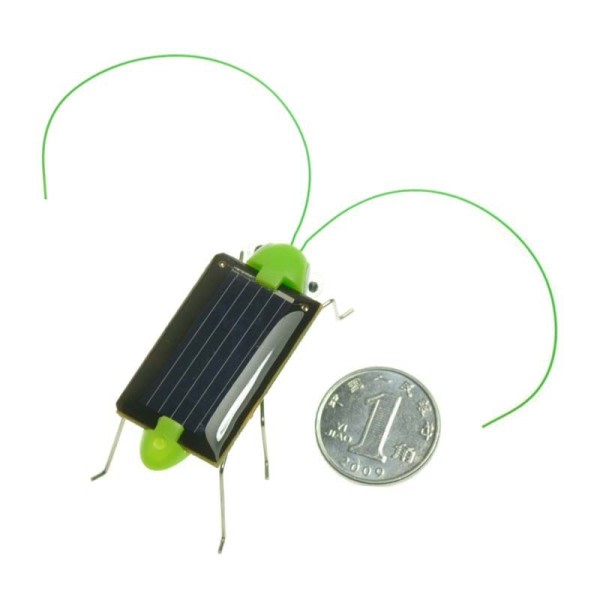 Solenergi Grasshopper Insekt Bug Moving Toy, Nydelig morsom Mini Solar leketøy