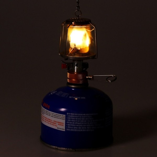 Udendørs Bærbar Camping Gas Lanterne Piezo Tænding Mini Gas Telt Lampe Lys med 3 kapper og adapter