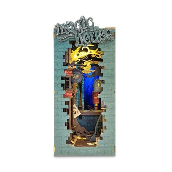 Robotime Rolife DIY Book Nook Japanese Sakura Densya in Books Serie Træ Miniature Hus
