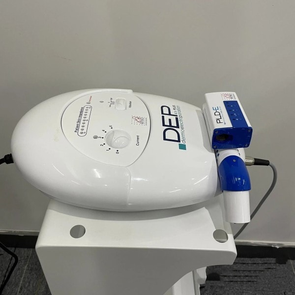 Profesjonell DEP Vann Mesoterapi Injektor Skin Hydration Machine Injection Piston Skin Lifting Tighten Whitening Device