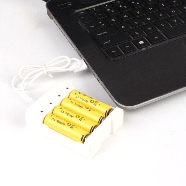4 platser USB snabb laddning AAA och AA batteri laddare kortslutning skydd uppladdningsbart batteri station hög kvalitet