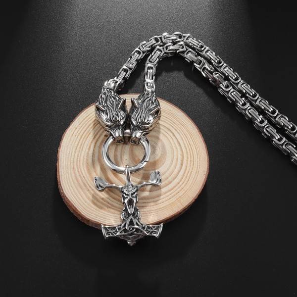 Muoti Retro Viking Suden pää Kaulakoru Paholainen lammas Pää Thor's Hammer Celtic Pattern Ripus Mies's dominoiva korut