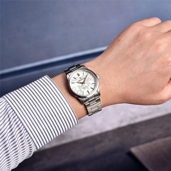 Herre Quartz klokker TMI VH31 Luksus Business Topp Sapphire 316L rustfritt stål klokke