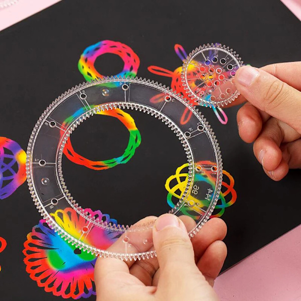 33 kpl Spirograph Design Arts Craft Kit Classic Amazing Designs Rainbow Magic Scratch