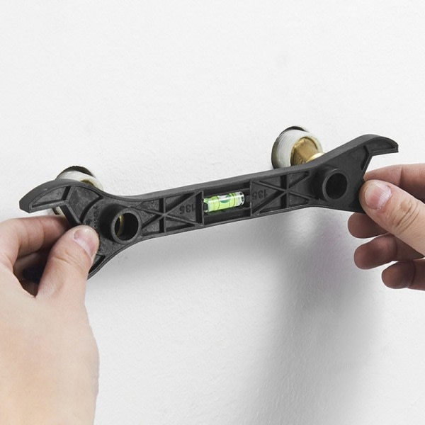 Plast materiale Multifunksjonelt Dobbelt hodet nøkkel Fin Utførelse w/ Spirit Level Manual Verktøy