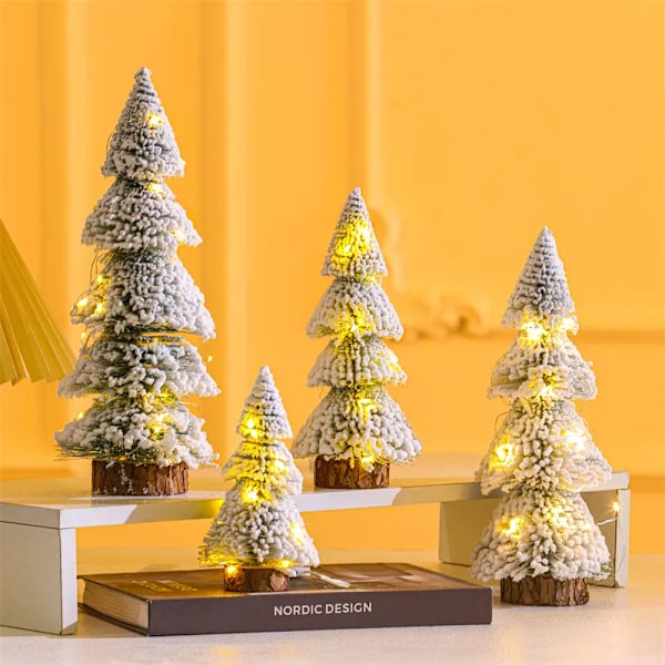 Tårn Shaped Flocked Jule Tree Mini Ceder Tree Desktop Ornament Home Jule Dekoration