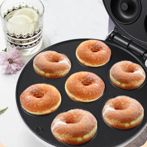 Mini Donut Maker Machine Non-stick Overflate for Barn Frokost Snack Desserter Lager 7 Donuts