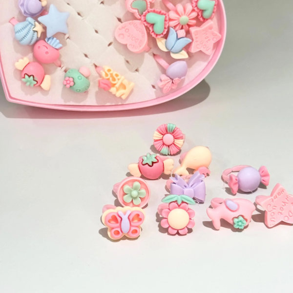Hög kvalitet 36 bitar Barn Söta Ringar Harts Tecknade Smycken Blomma Form Justerbar Ring Set Kreativt Tillbehör för flicka