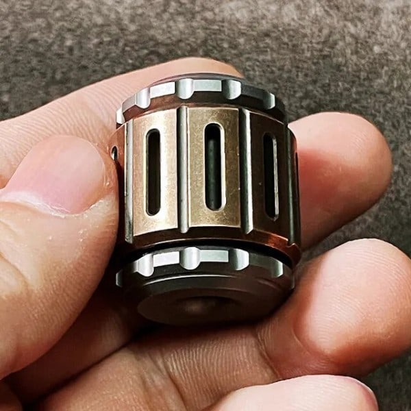 Titanium Damascus Fingerspids Gyro Paracord Beads Man Stress Lipping Legetøj
