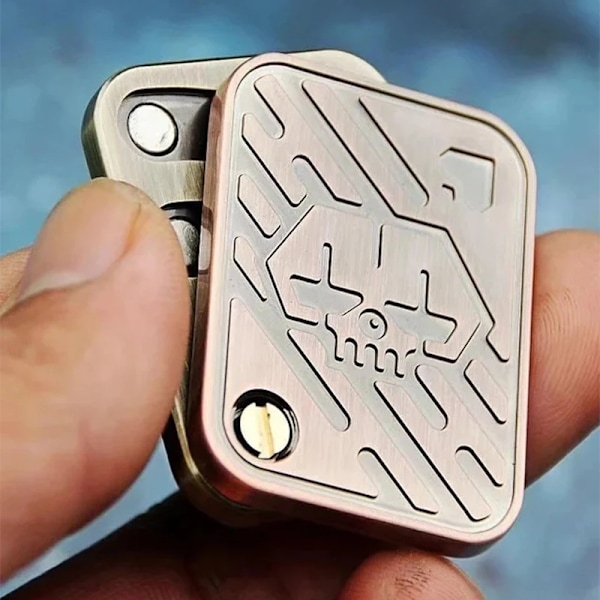 Metall Skull Push Slider Stress Lättnad Leksak Anti Stress EDC Topp Spinning Poker Leksaker Bärbar Dekomprimera Magnetisk Leksaker Vuxna Gåvor