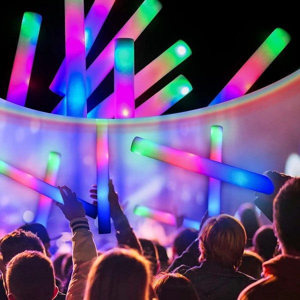 Skum Glow Sticks til Bryllup LED Light Up Foam Sticks Farverige Blinkende Sticks
