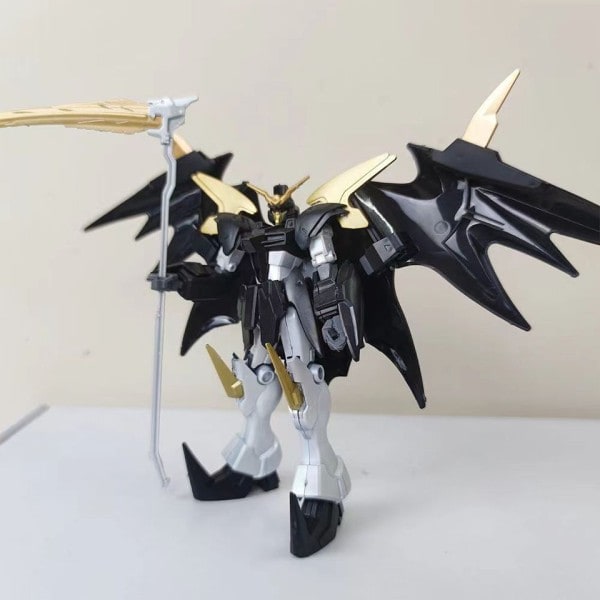 Anime Gunpla Hg 1/144 Pimeä Hyökkäys Vapaus Kohtalo Figuuri Kootut lelut Gundam Action Figuuri