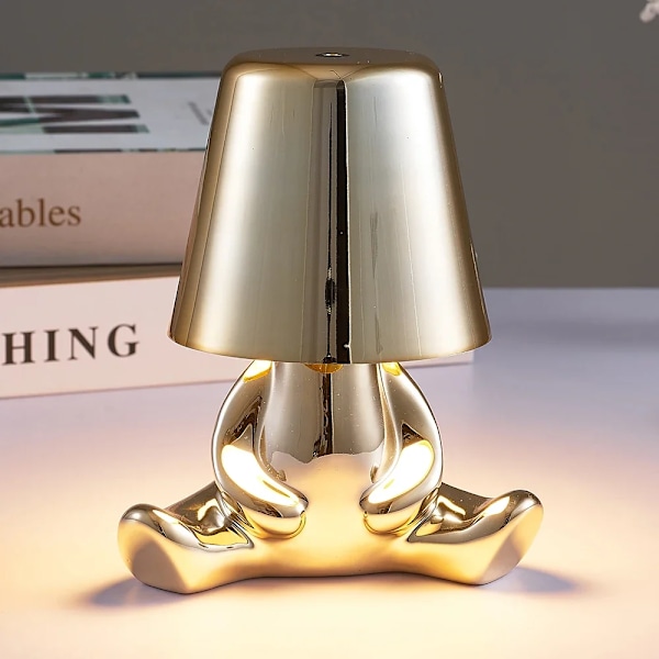 Little Golden Man Natt Light Resin LED Cartoon Bord Lampa