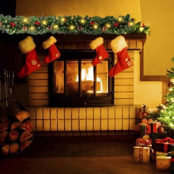 Jul girlanger med kottar röda bär konstgjorda jul kransar för hem jul träd