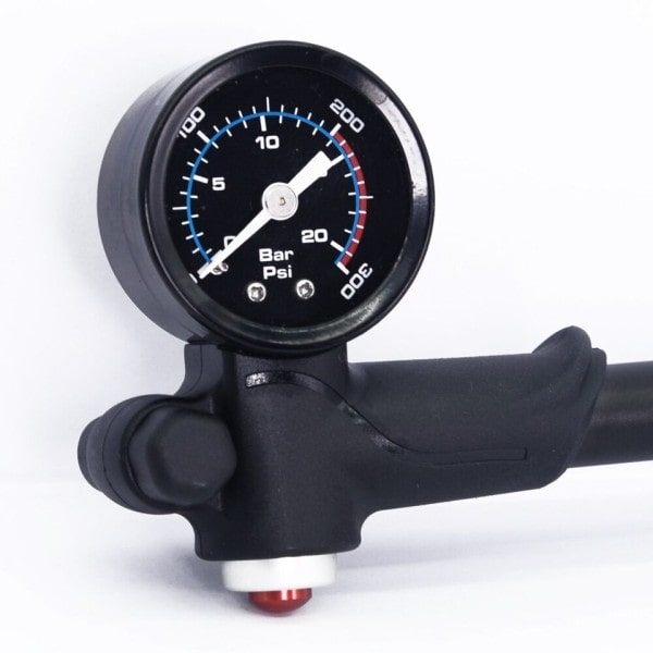 Bärbar högtrycks 300psi cykel luft pump med mätare