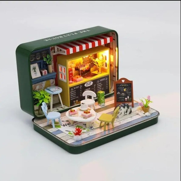 Mini docka hus prefabricerad miniatyr gör-det-själv docka kit möbler fodral leksaker