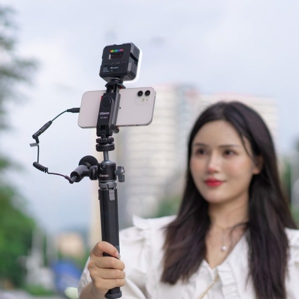 ST-19 Portable Phone Holder Mount Clamp Clip Med Cold Shoe 1/4'' Stativ Mount Stativ