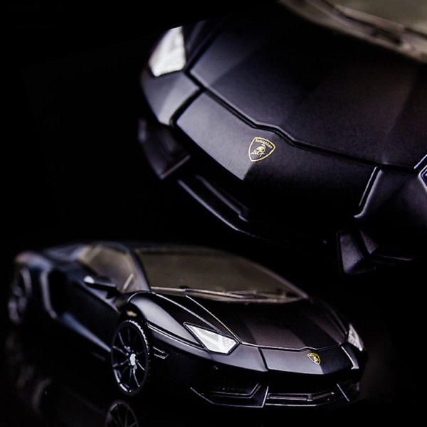 Transformasjon Leker Lockdown Action Figur modell Lamborghini Bil Deformasjon Robot leketøy