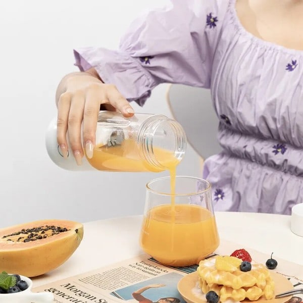 350ml Bærbar Elektrisk Vitamin Juice Cup Vitamer Fruit Juicer USB Lading Smoothie Blender Mixer Machine