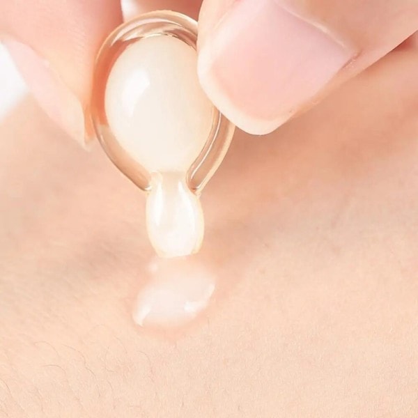30 kpl Anti Aging Capsule Essence L-vitamiini C kasvo seerumi Tighten Lifting Essence kosteuttava kirkastava ihoa