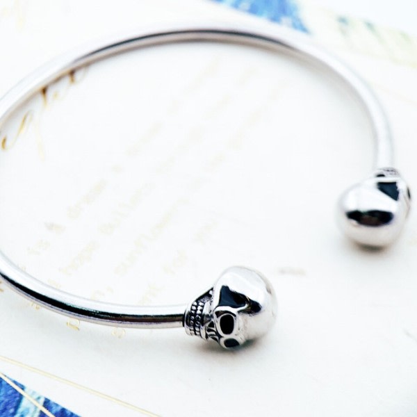 Armbånd Bangle Skull Europe Style Mode Karma Rebel Smykker