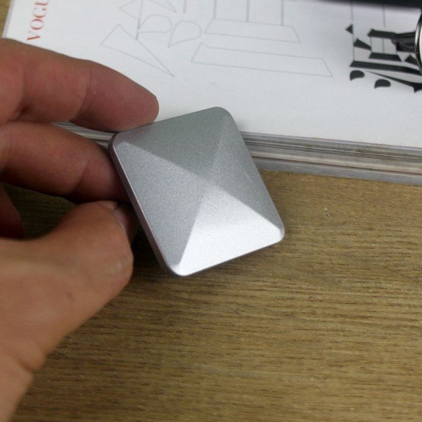 Mini Kontor Dekompresjon Kinetisk Energi Leketøy Desktop Dansing Metal Dekompresjon verktøy
