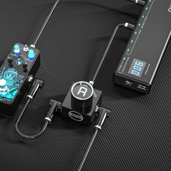 Mini pedal tuner lysdiod display C10 elektrisk gitarr pedal C10 för elektrisk akustisk gitarr bas gitarr tillbehör