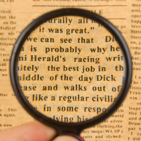 Mini Magnifier 8x Foldbar Pocket Magnifier Portable
