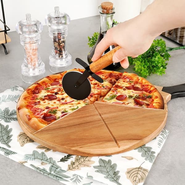 Træskærebræt til pizza med stålklinge og skærefure