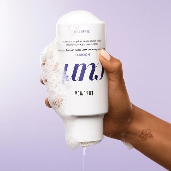 Color Wow Curl Wow Hooked Shampoo 295ml White