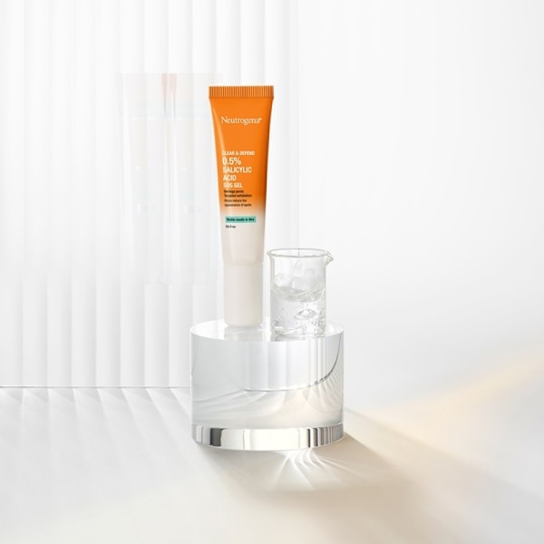 Neutrogena Clear & Defend 0.5% Salicylic Acid SOS Gel 15ml Orange